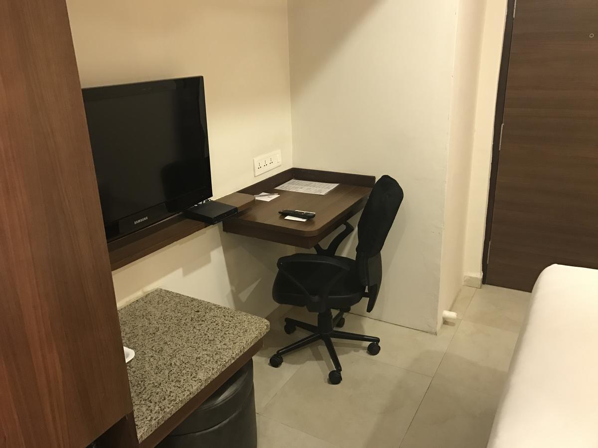 Best Western Alkapuri Vadodara Exterior foto