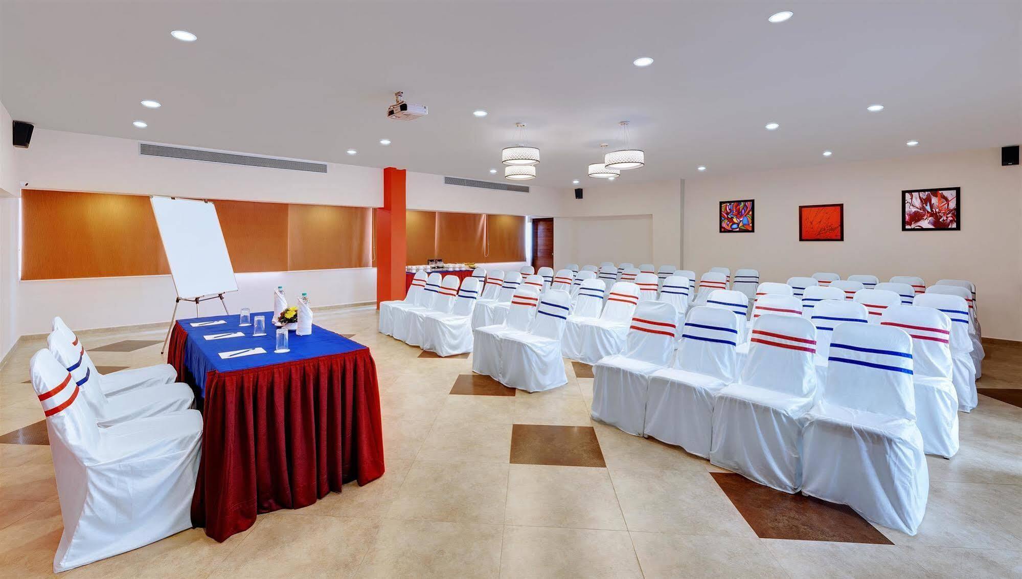 Best Western Alkapuri Vadodara Exterior foto