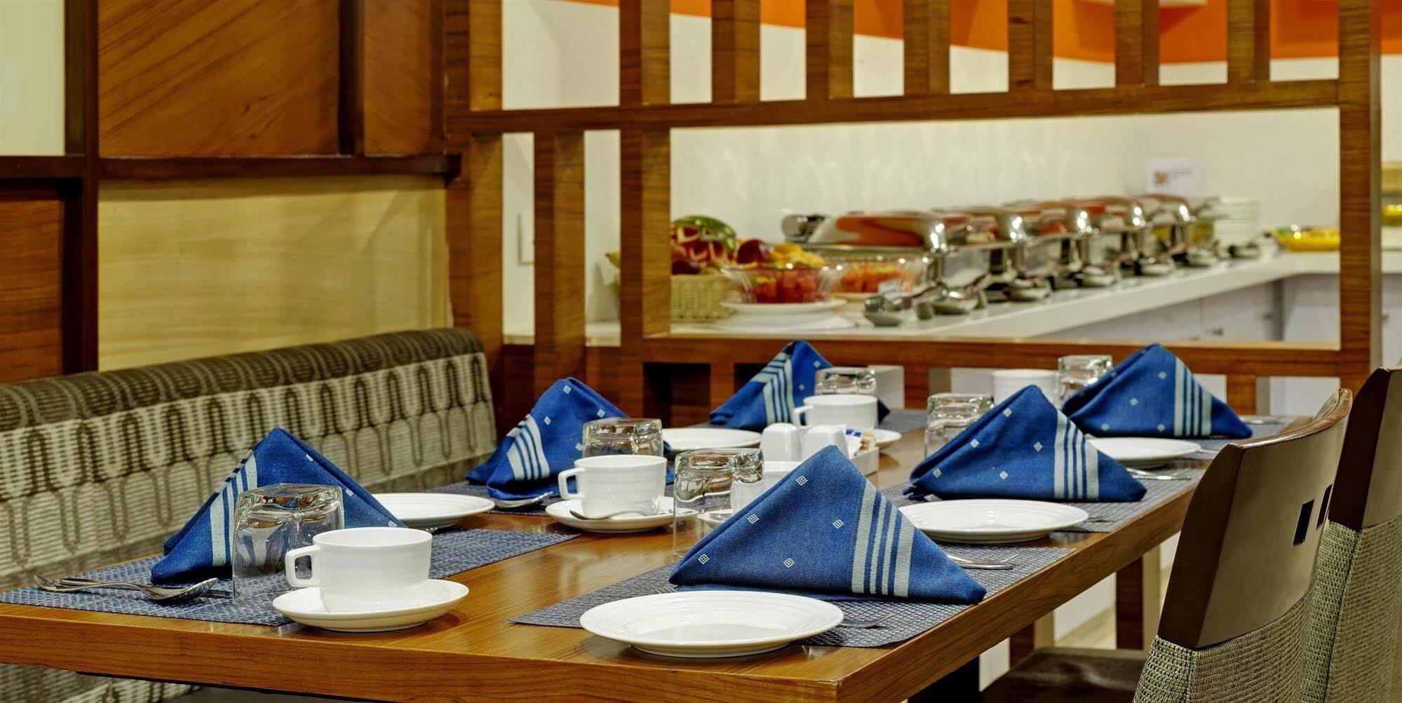 Best Western Alkapuri Vadodara Exterior foto