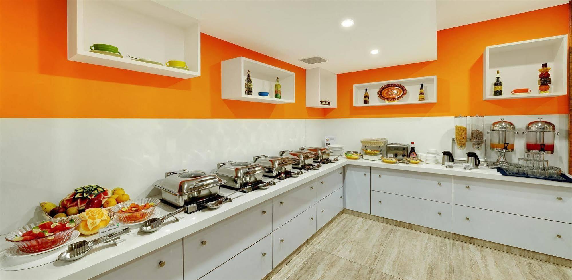 Best Western Alkapuri Vadodara Exterior foto